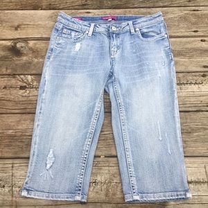 Vigoss Capri jean shorts